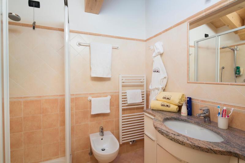 Single Room image 1