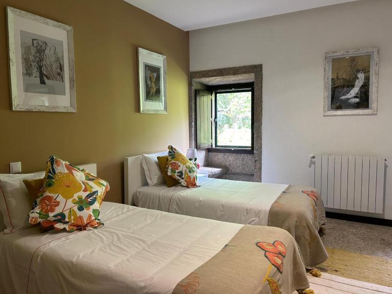 Twin Room image 1