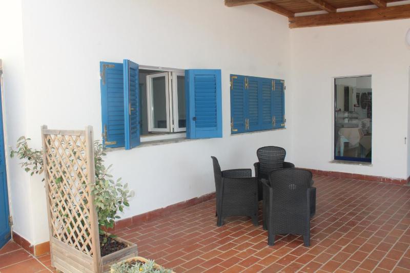 Triple Room with Sea View image 4