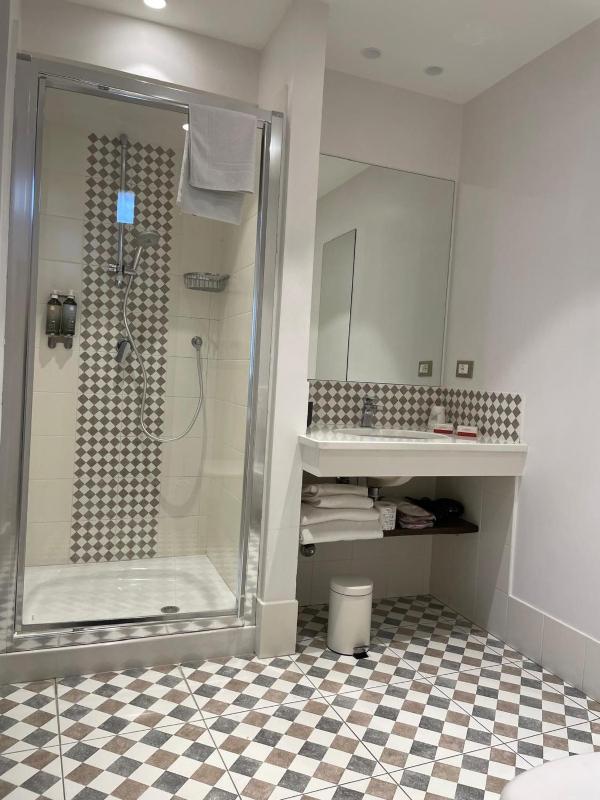 Superior Double or Twin Room image 3