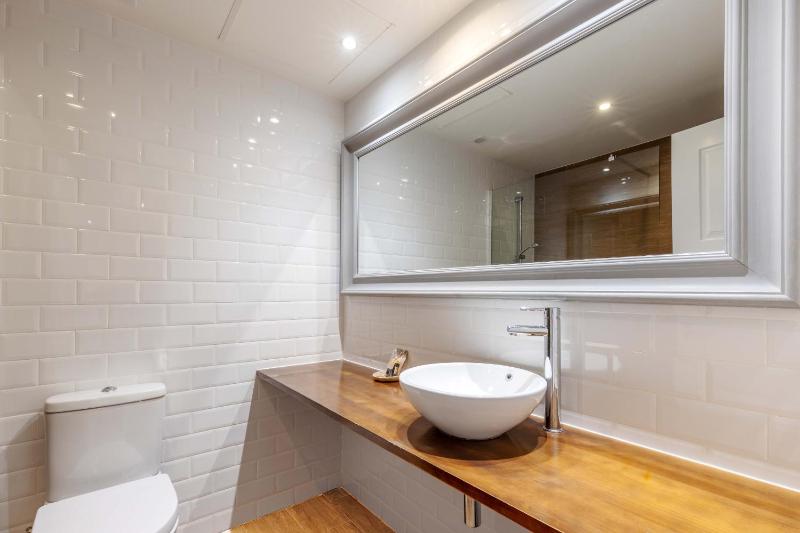 Three-Bedroom Apartment I image 3