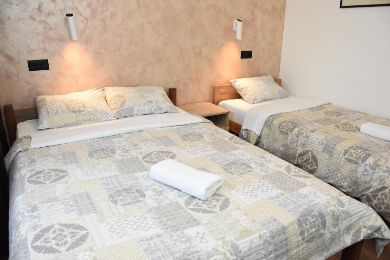 Standard Double or Twin Room image 2