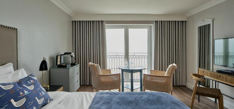 Superior Double Room image 3