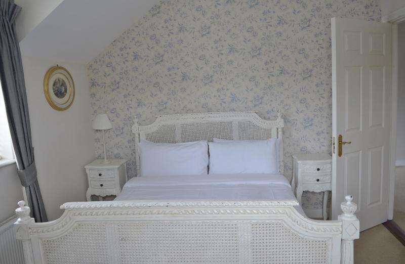 Self Catering Cottages image 4