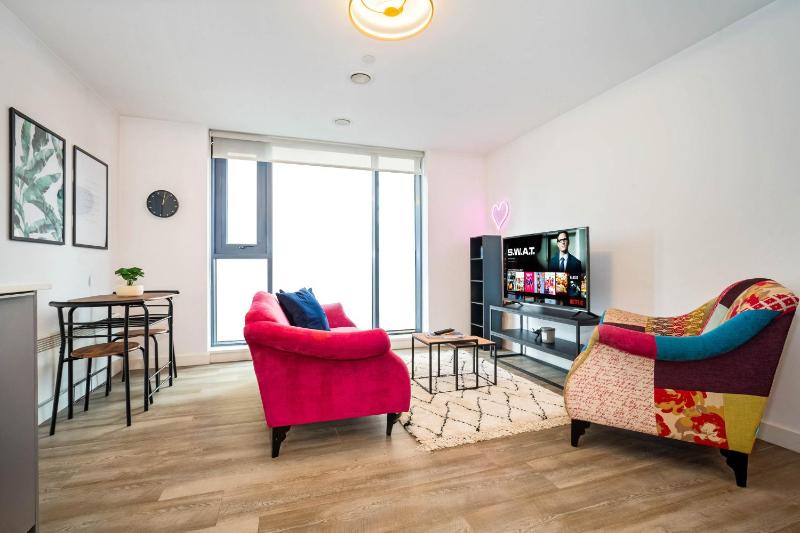 The Vintage Suite By Homebay - image 35