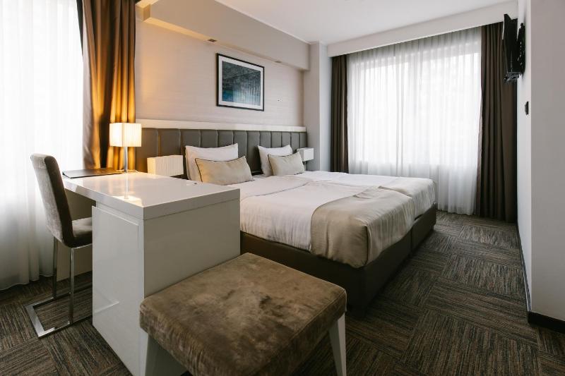 Junior Suite image 4