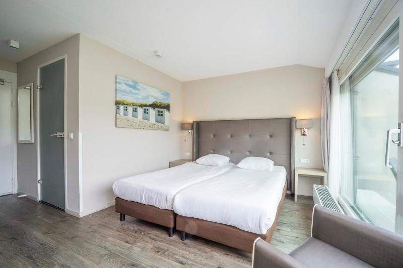 Comfort Double Room with Shower and Terrace image 3