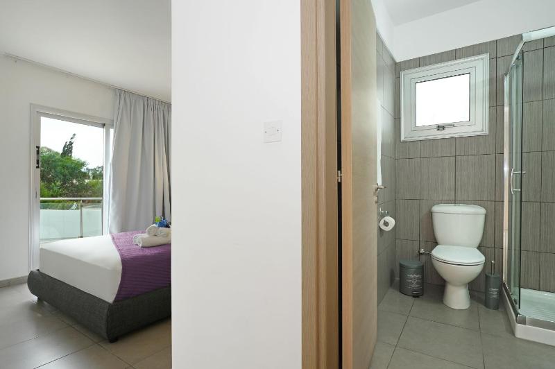 Alessia 2bed Apartment - Coralli Beachfront Resort - image 3