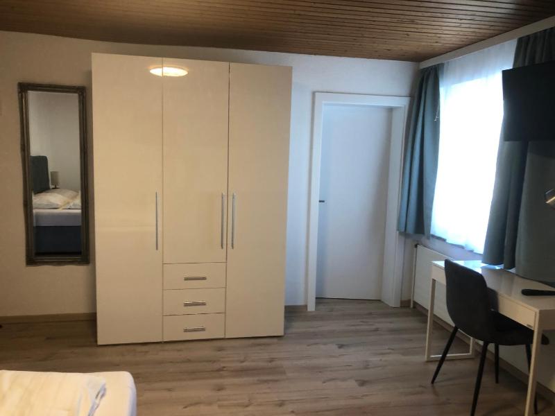 One-Bedroom Premium Apartment image 2