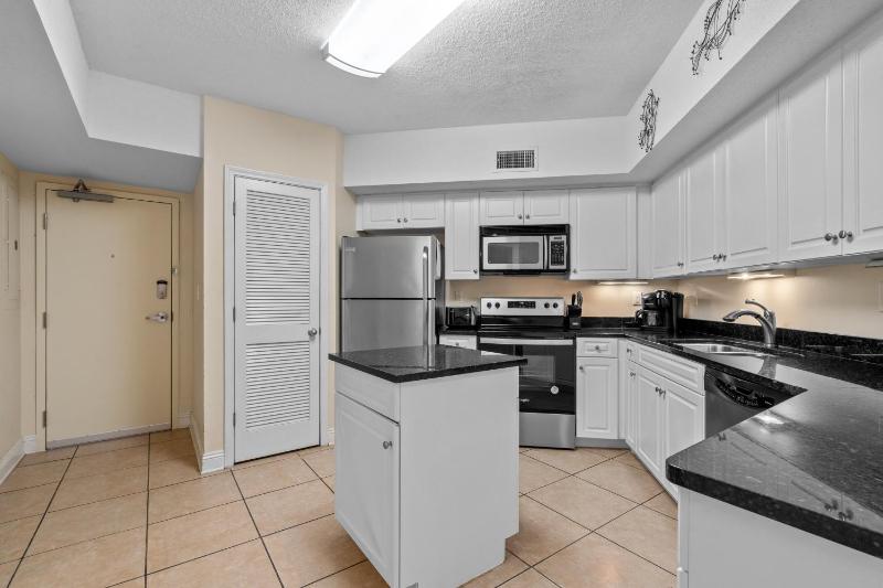 Bluewater Unit 104 - image 2