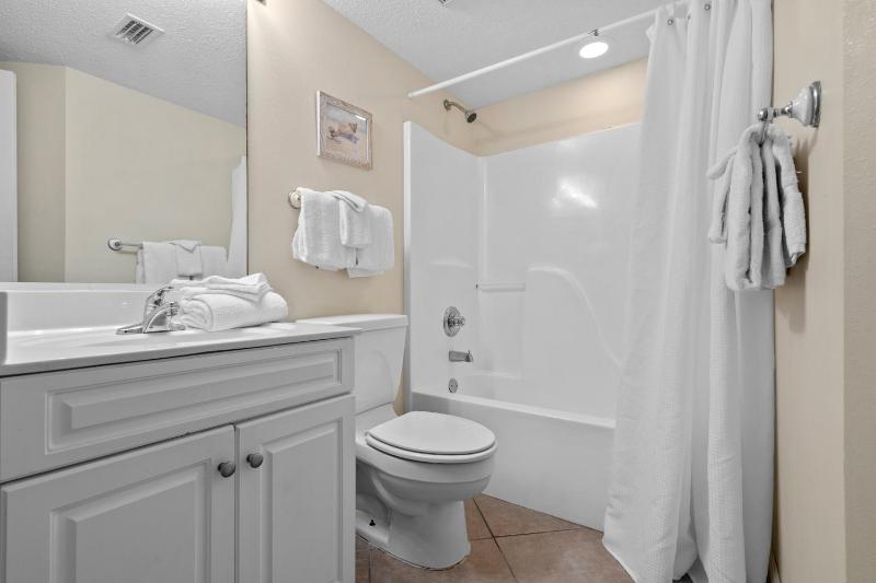 Bluewater Unit 104 - image 40