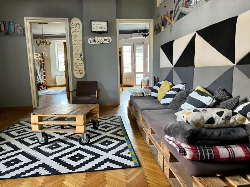 Nomad Hostel - image 3