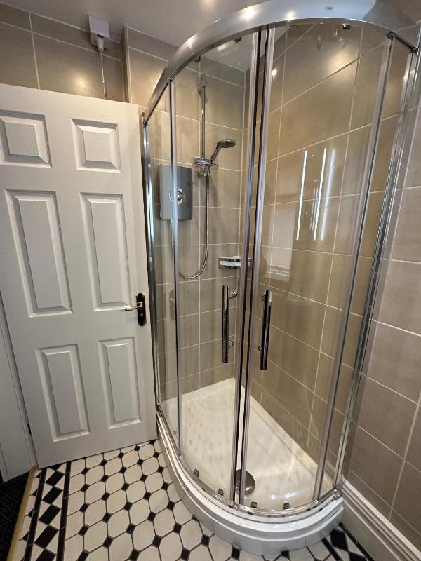 Single Room image 2