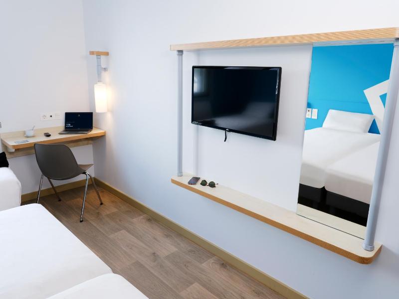 Triple Room image 3