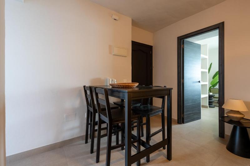 I AM Lomilla Apartments - image 18