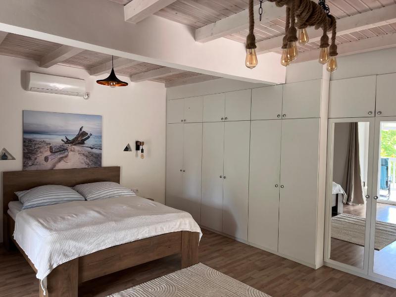 Sailors Home Stari Bar - image 6