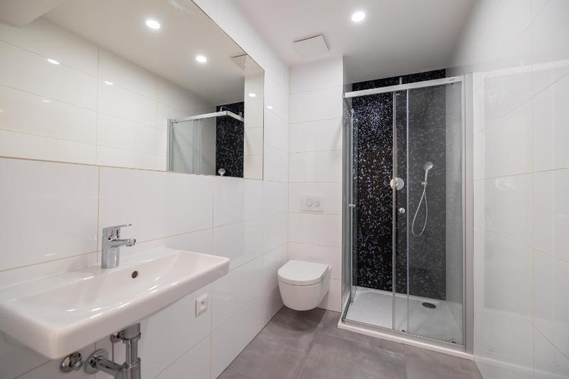 Charming Apartment by Wenceslas square with AC - image 7