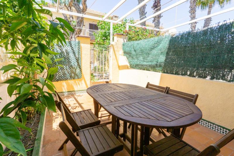 rentafive - Bungalow - Terraza - 5 min Gran Playa - image 9
