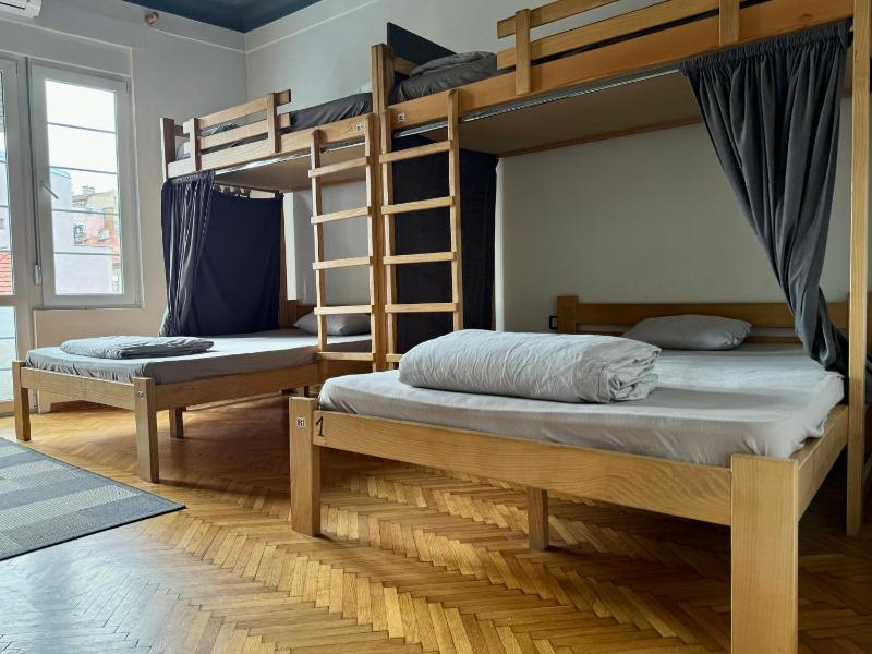 Nomad Hostel - image 4