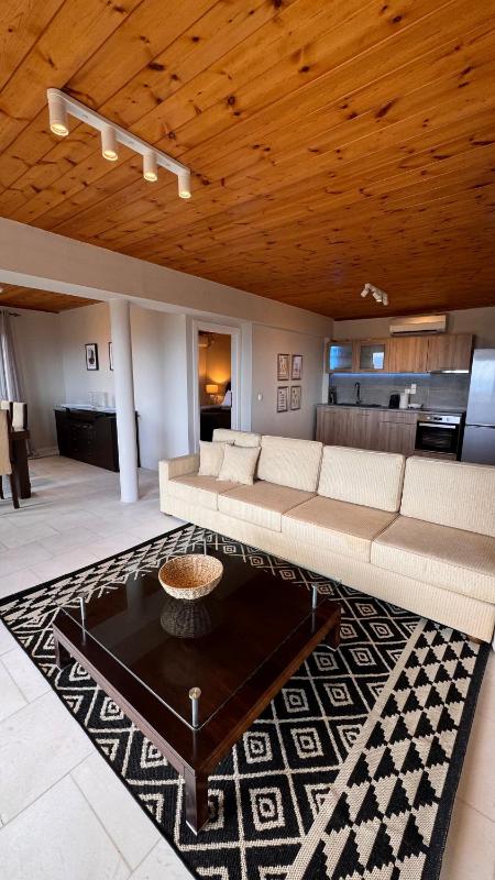 Three-Bedroom Villa image 4