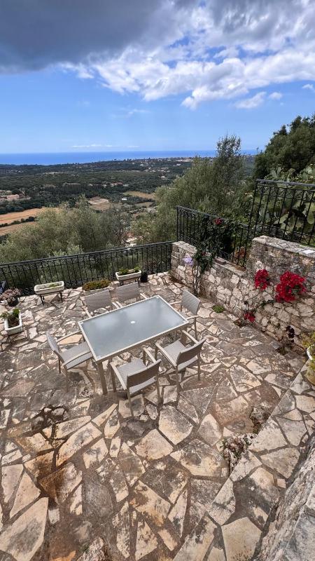 Three-Bedroom Villa image 3