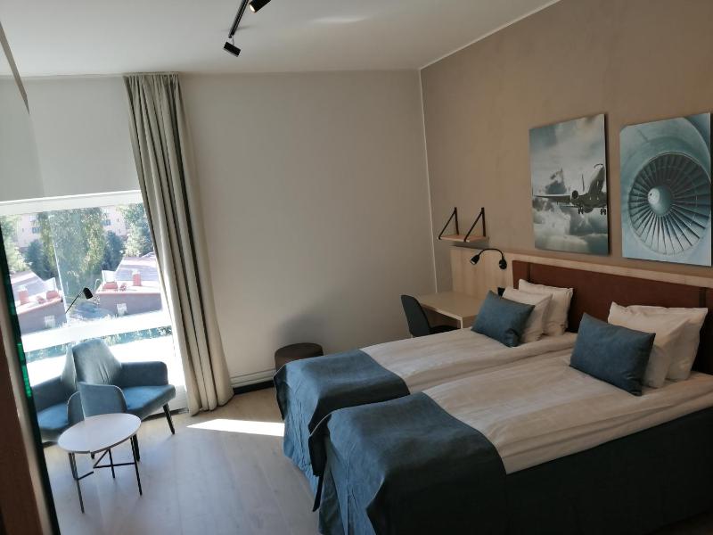 Comfort Twin Room image 1