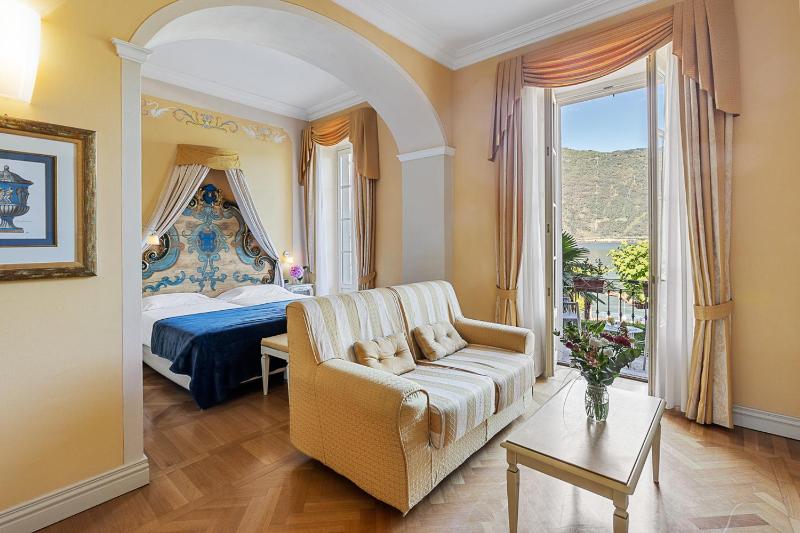 Junior Suite with Lake View image 1