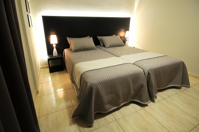 Standard Double or Twin Room image 2