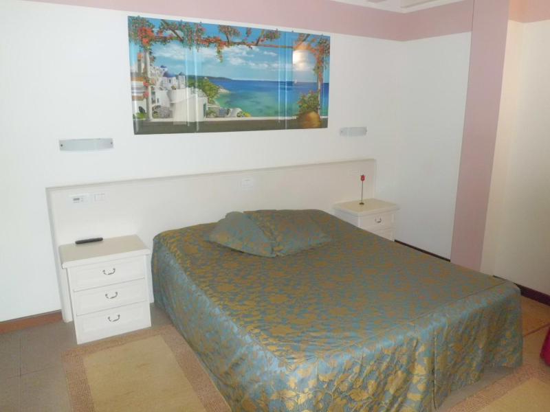Double or Twin Room with Bathroom image 4