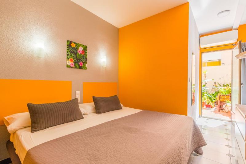 Double or Twin Room image 4