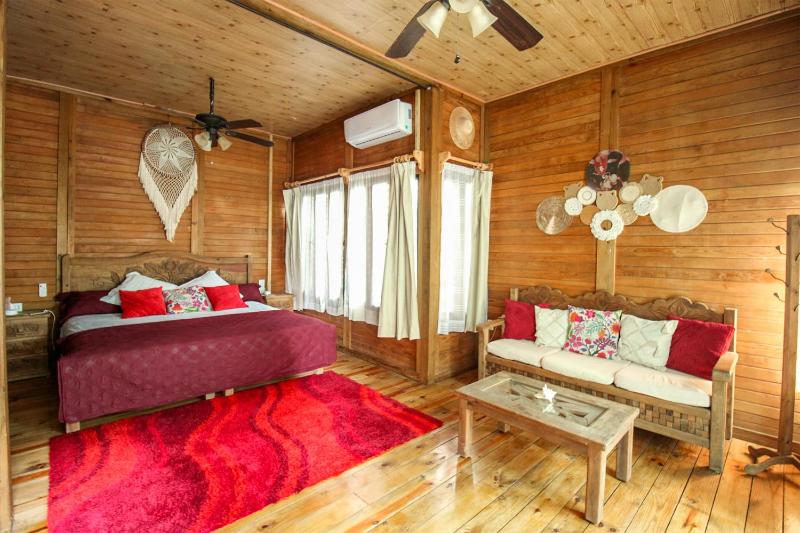 Alicat Villas - image 2