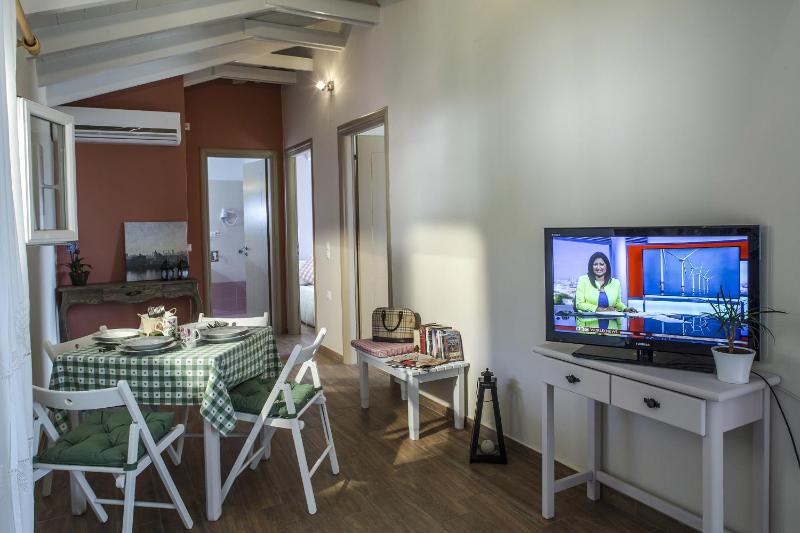 Vassilis Guest House - image 8