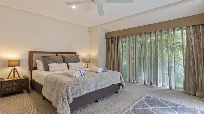 Villa Lumina Port Douglas - image 15