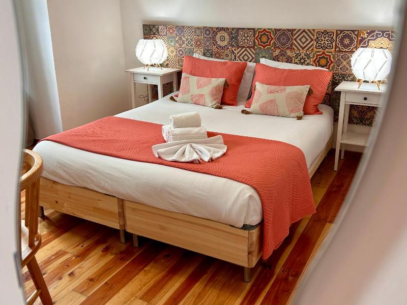 262 Baixa Guesthouse - image 3