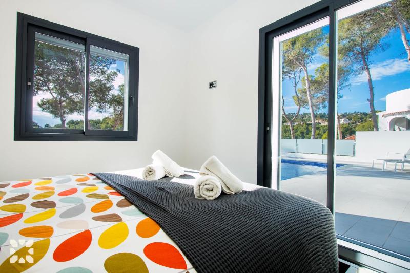 Villa Mirlo Blanco by Abahana Villas - image 4