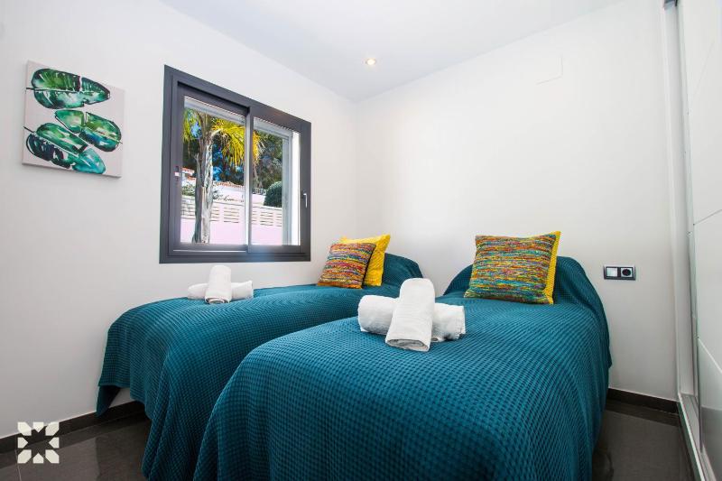 Villa Mirlo Blanco by Abahana Villas - image 20