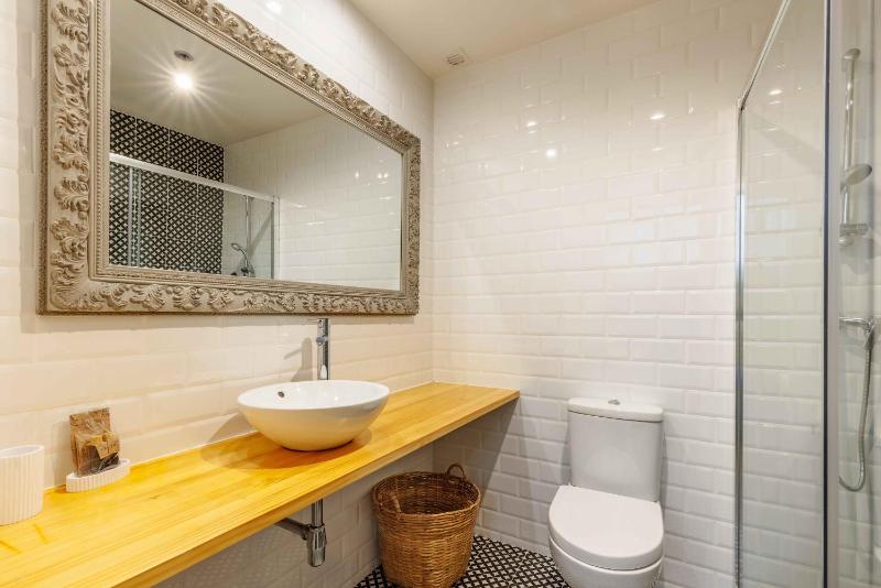 Two-Bedroom 2 bathrooms with Patio II image 3