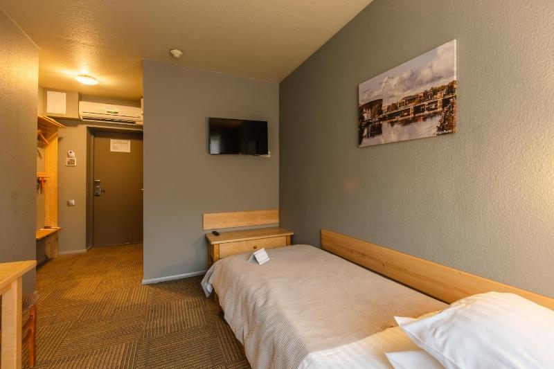 Liva Hotel - image 8