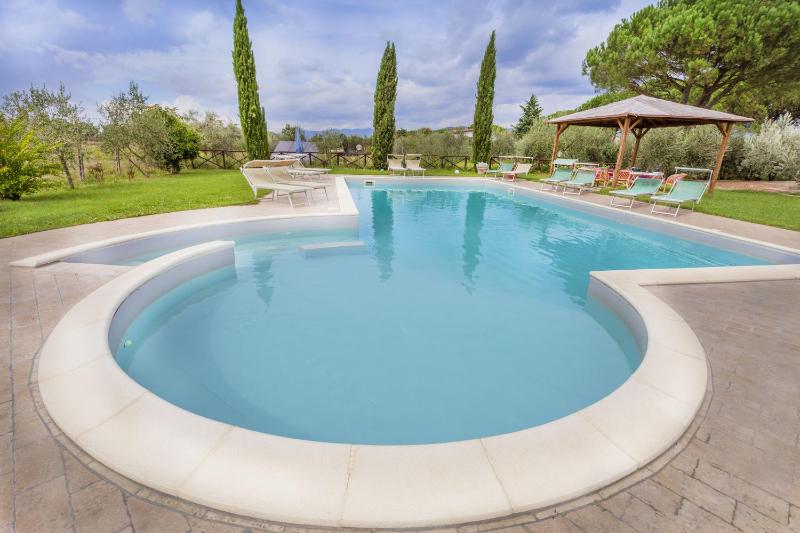 Villa with Private Pool image 1