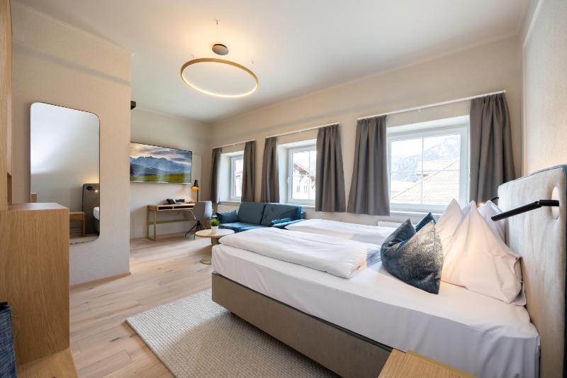 Standard Double Room image 1