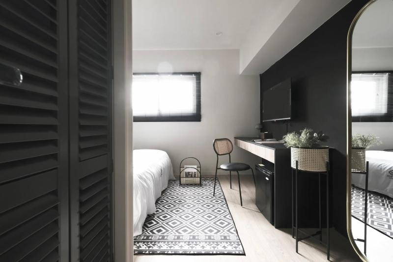 We2 Design Hotel - image 13
