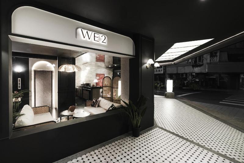 We2 Design Hotel - image 3