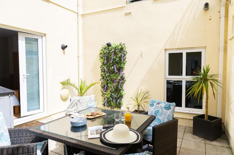 Two-Bedroom Apartment image 2