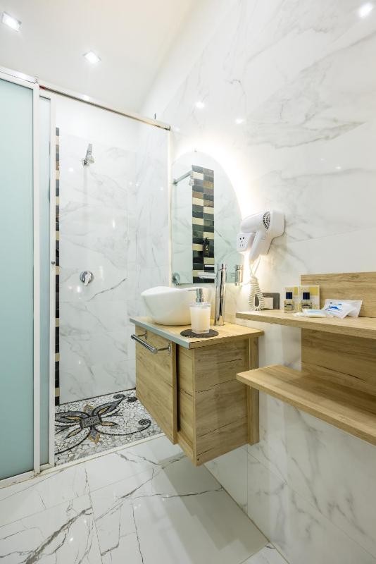 Triple Room image 4