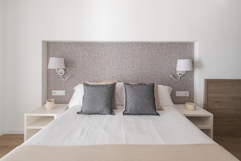 Superior Double Room image 3