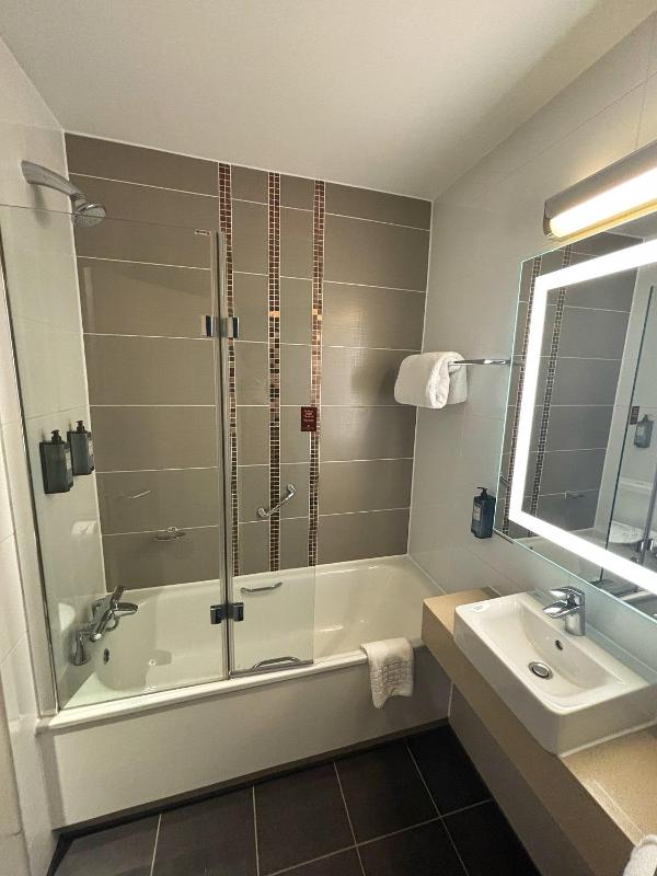 Deluxe Double Single Room image 2