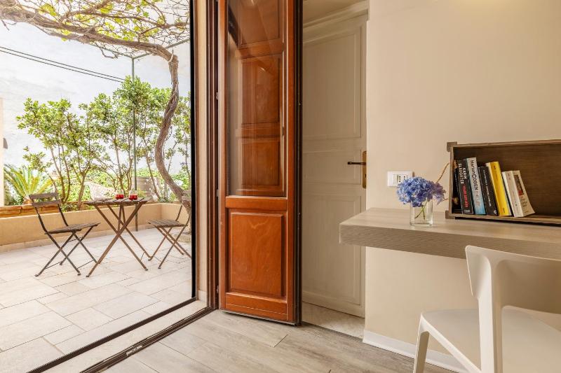 Double Room with Private Terrace image 3