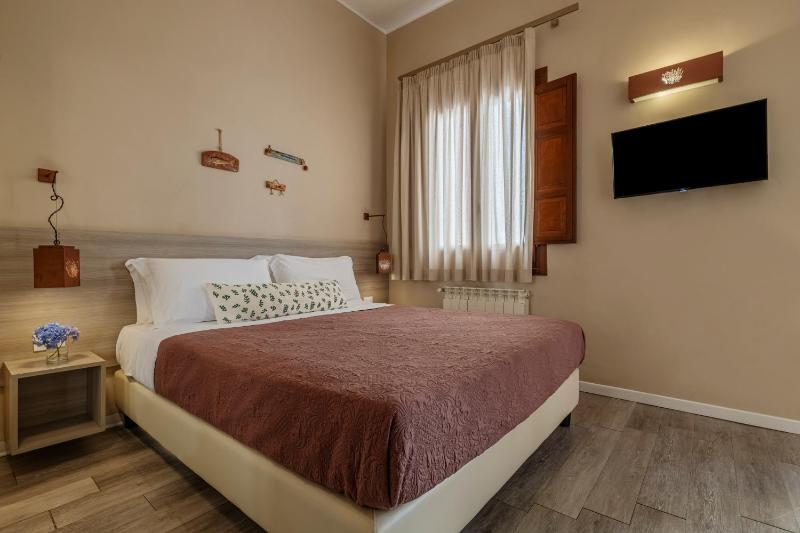 Double Room with Private Terrace image 2