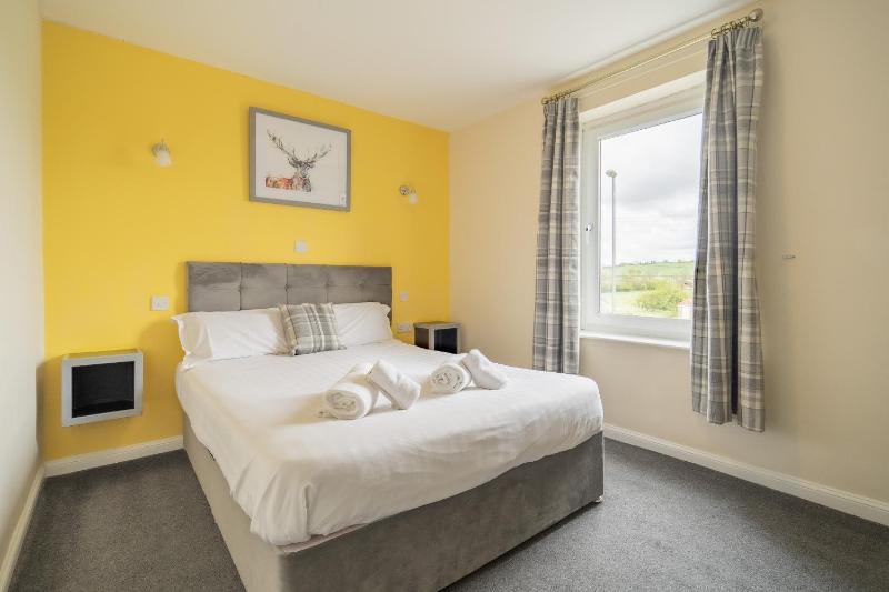 King Room image 3