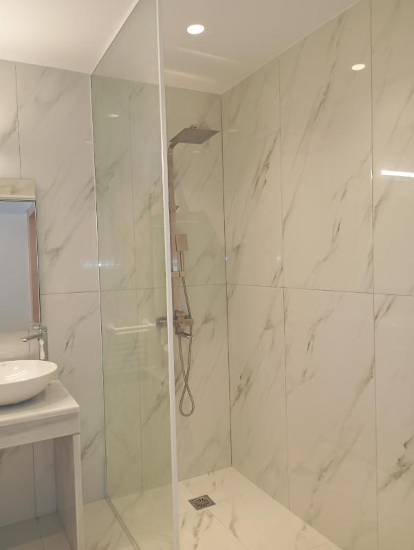 Superior Apartment image 3